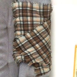 Aritzia Wilfred Wool 100% Scarf